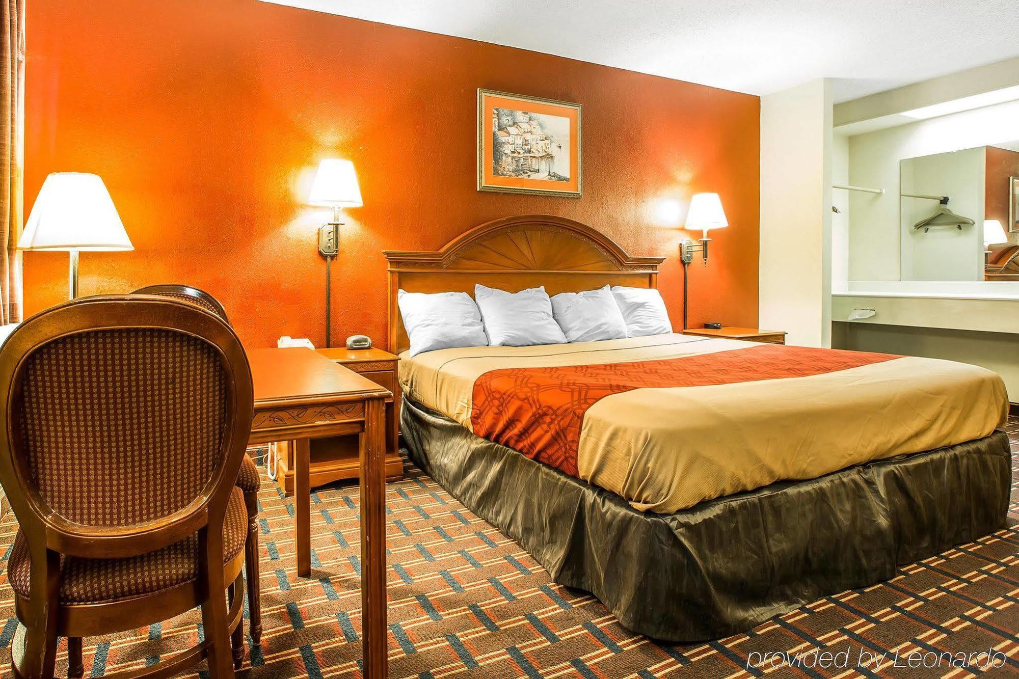Rodeway Inn Montpelier Екстер'єр фото