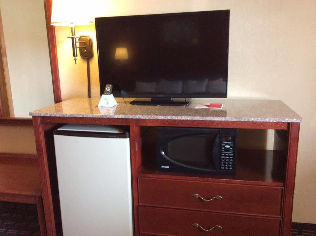 Rodeway Inn Montpelier Екстер'єр фото