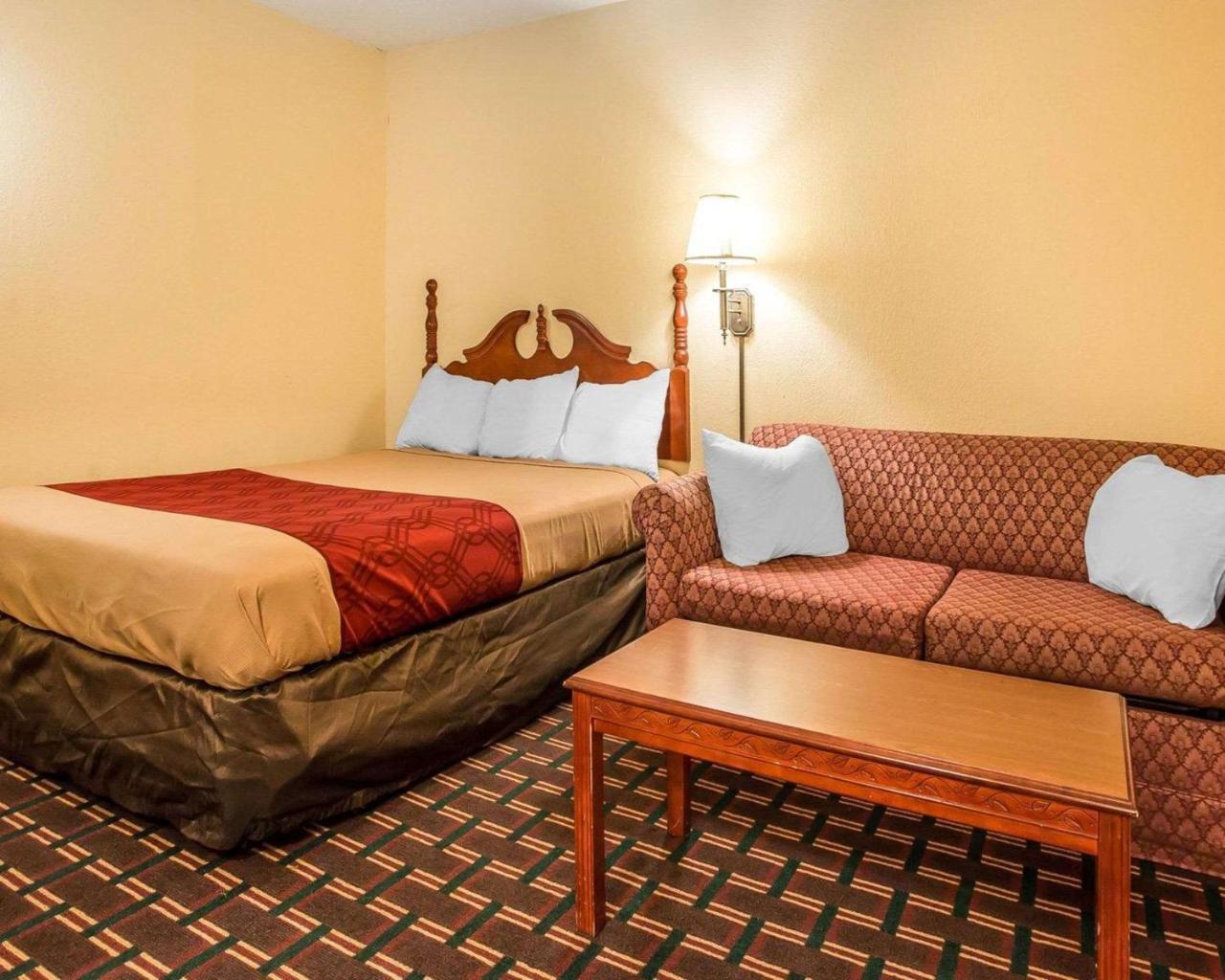 Rodeway Inn Montpelier Екстер'єр фото