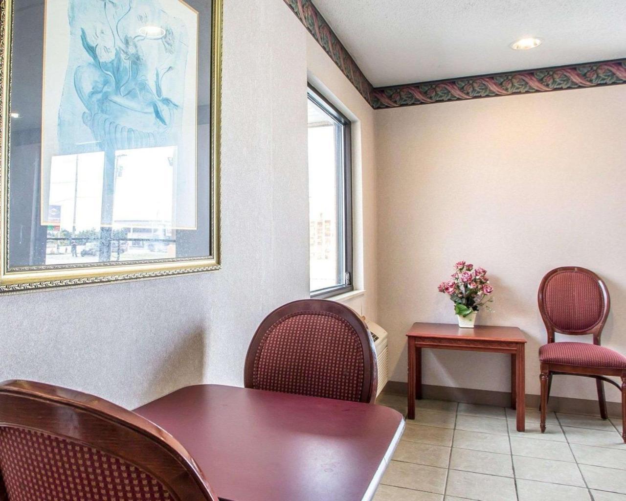 Rodeway Inn Montpelier Екстер'єр фото